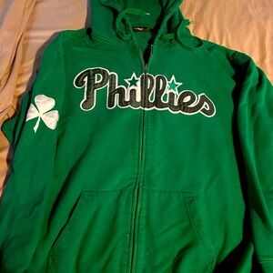 Vintage Philadelphia Phillies St Patrick’s Day, zip up hooded sweatshirt. Sz L